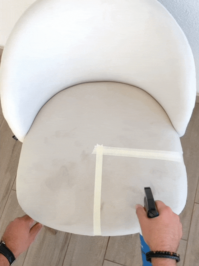 Remove Tough Stains In Seconds From Clothes Sofa And Carpet Buy 1 Get 1 Free